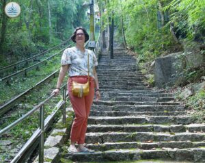 mindfulness meditation retreat vietnam 01