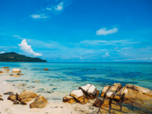 Beach Vacation in Centre Vietnam jang tours vietnam bien cua dai hoi an