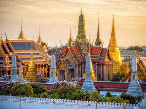 laos tours wat phra keo 1