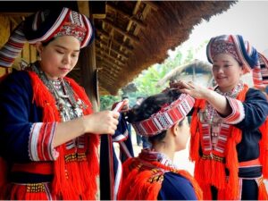 vietnam tours dan toc dao do giang ta chai